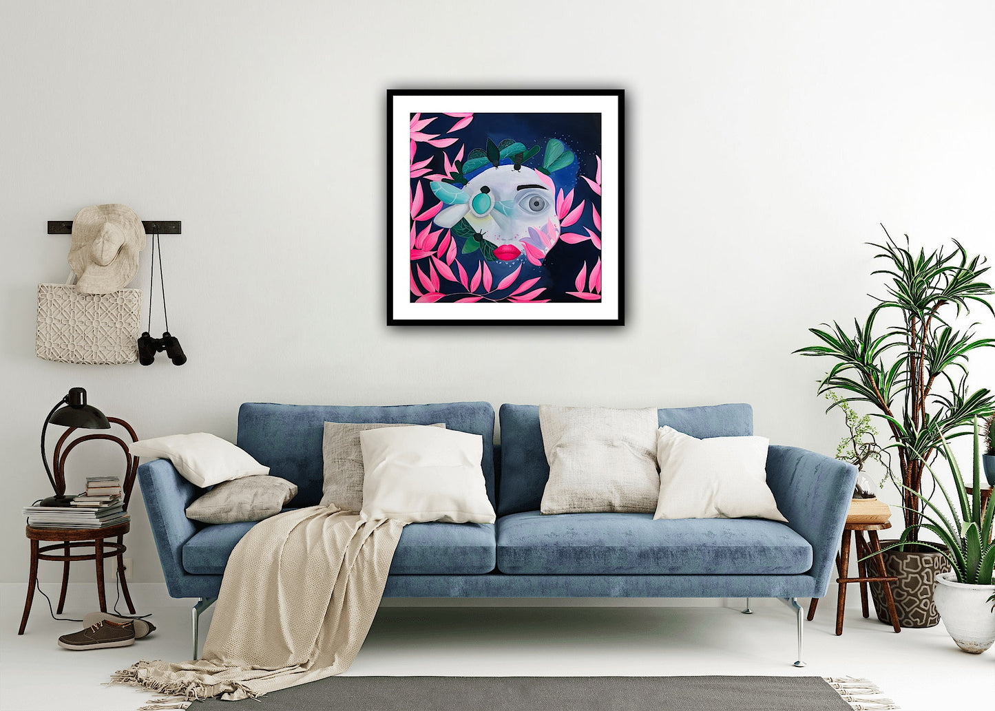 Print artistic premium Fata cu insecte – portret abstract cu elemente de natura si simboluri vizuale.