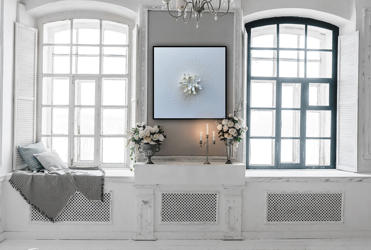 Puritate – tablou decorativ cu floare alba mare, realizata manual in pasta de textura.