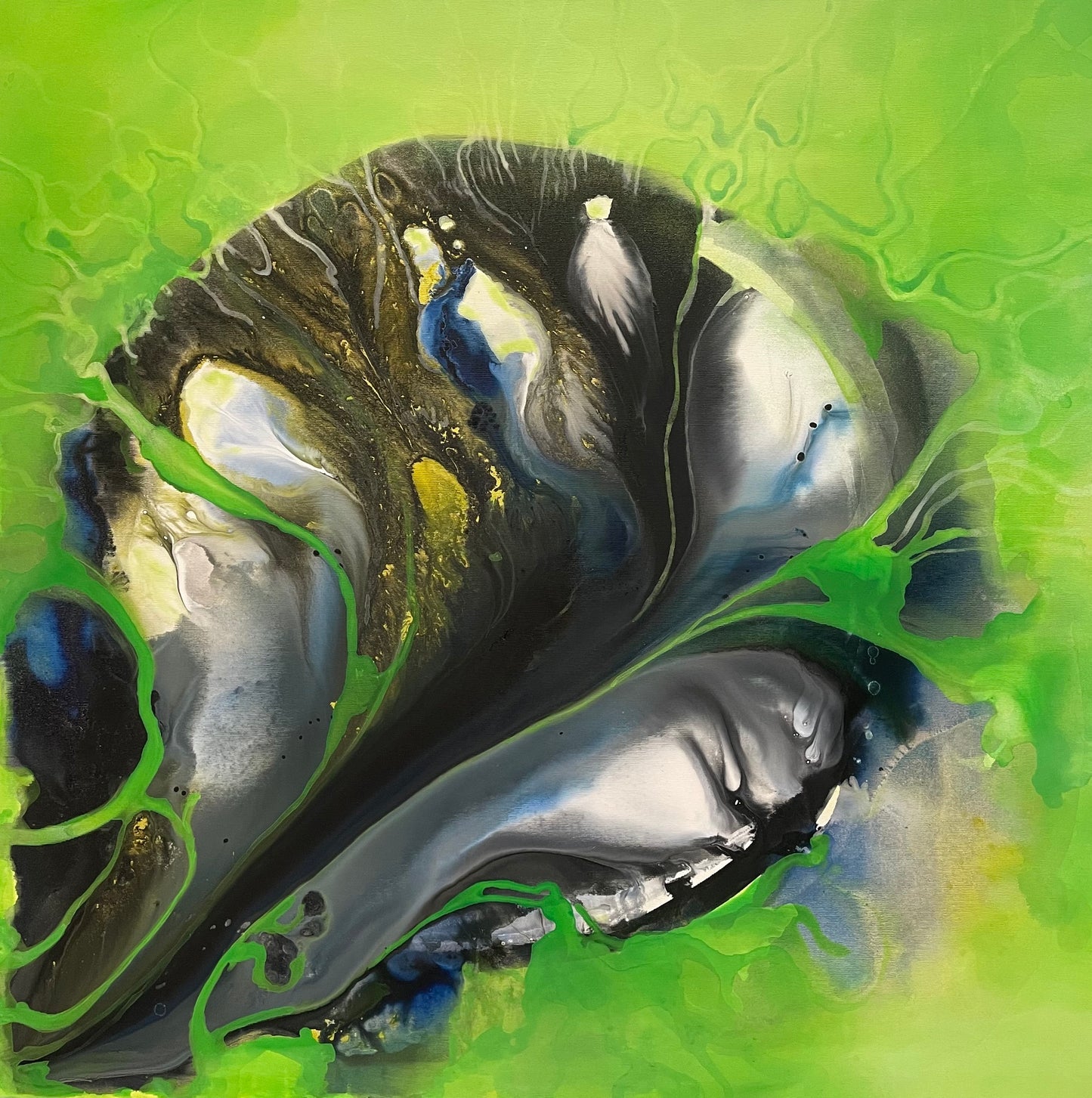 Tablou original Forma unui gând, pictat manual pe pânză, artă contemporană abstractă în nuanțe de verde, negru și accente aurii.