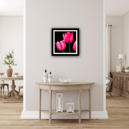 Print decorativ Lalele, reproducere pe hartie de calitate, flori roz in stil modern.