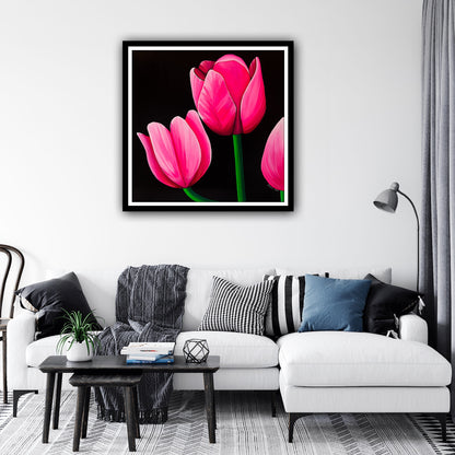 Print floral Lalele, arta decorativa contemporana pe hartie de calitate, ideal pentru living sau birou.