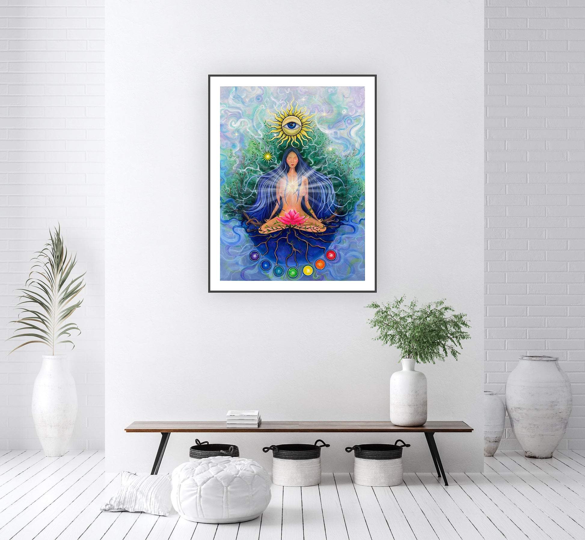 artă meditativă cu femeie în lotus și chakre reprezentate cromatic